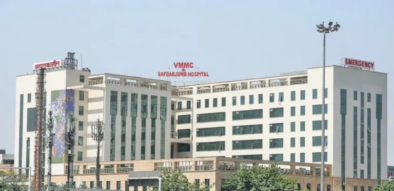 Safdarjung Hospital, Delhi